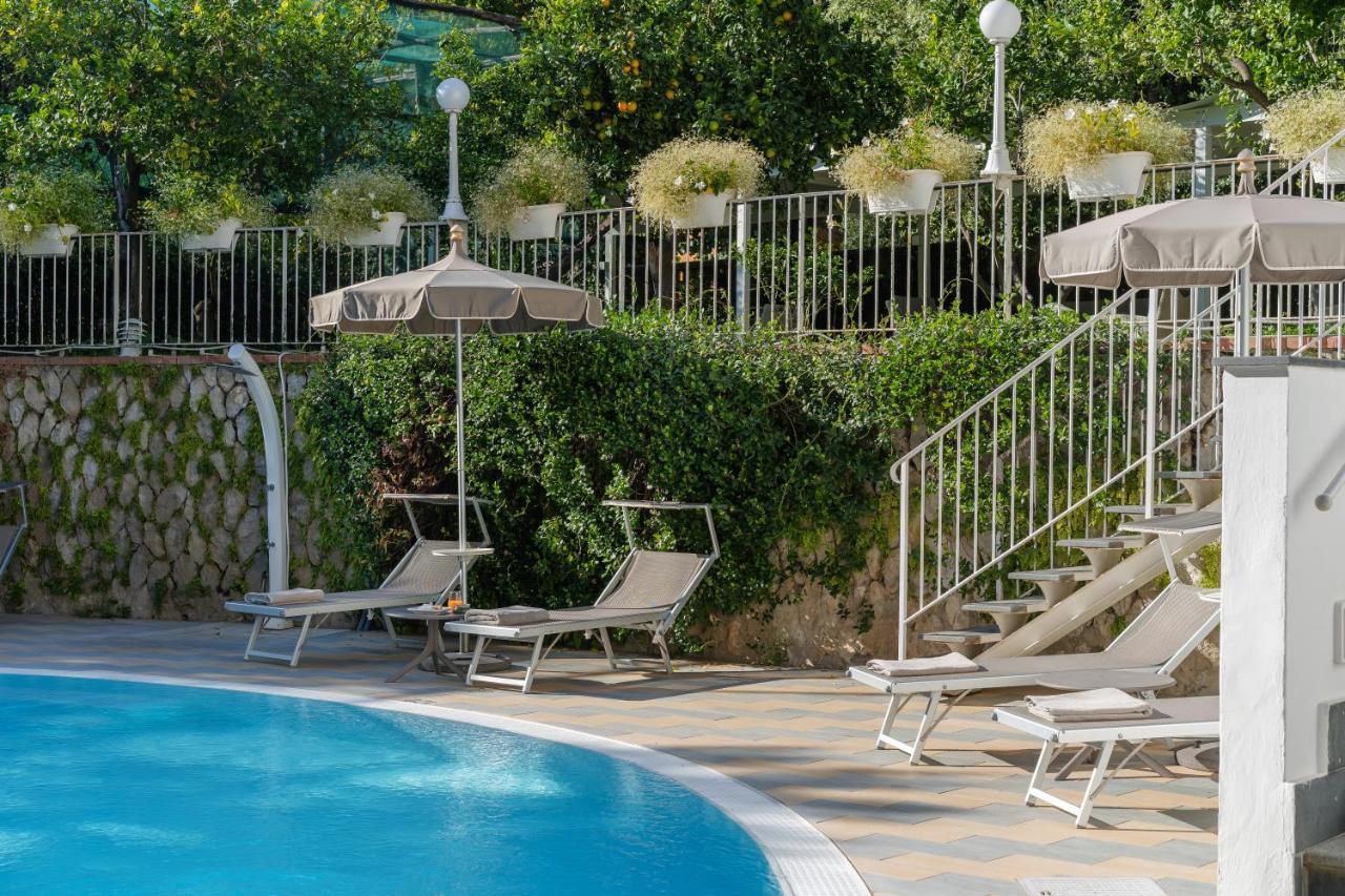 Hotel Capri Sorrento Kültér fotó