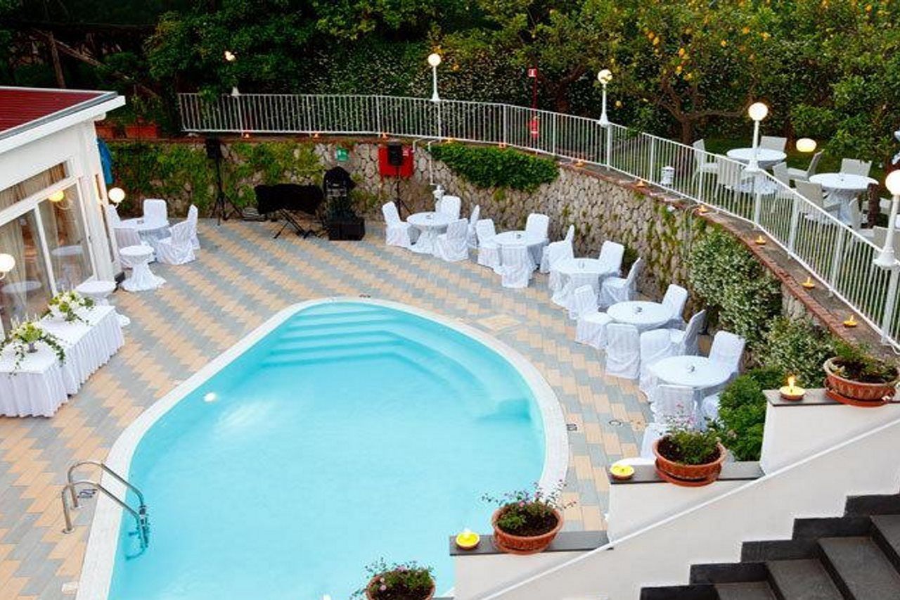 Hotel Capri Sorrento Kültér fotó